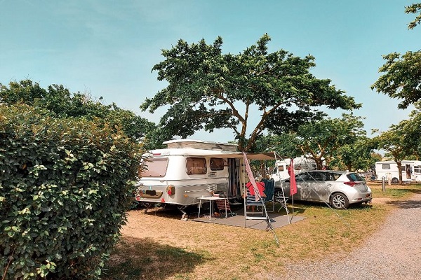 /campings/francia/aquitania/landas/LeSaintMartin/emplacement-camping1.jpg