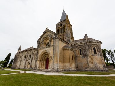 Iglesia de Saint Pierre de Aulnay