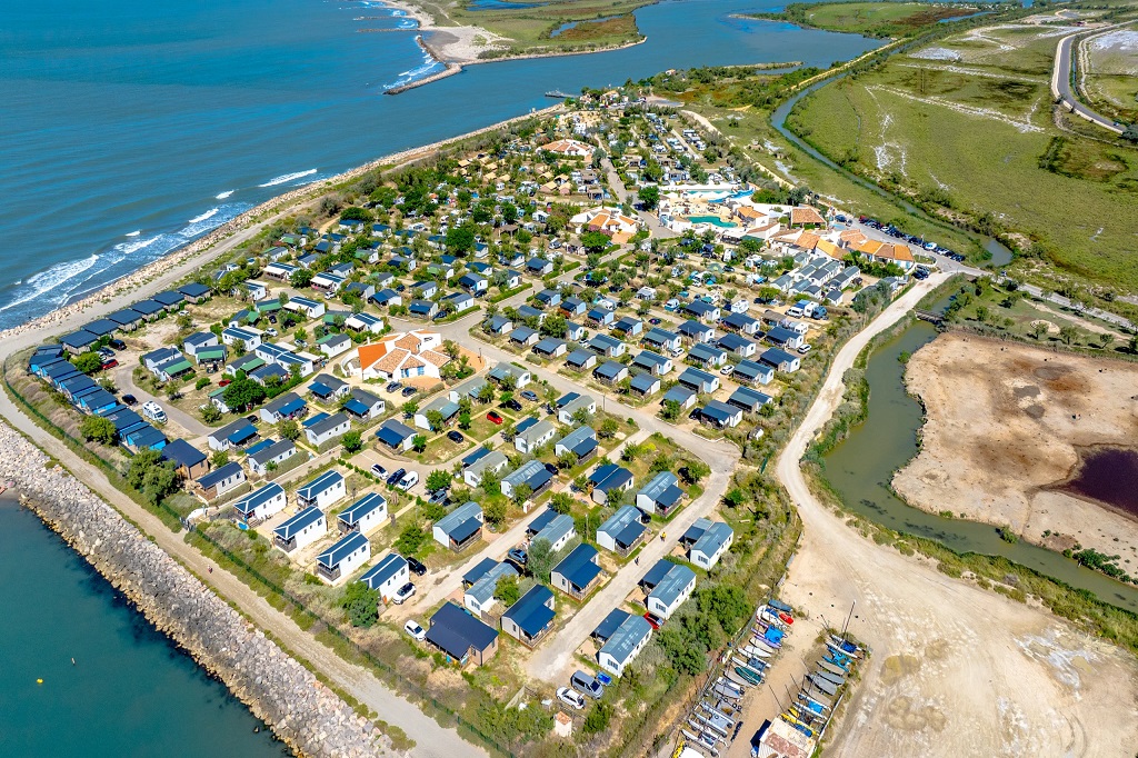 Camping Le Clos du Rhône : Évasion sauvage et chic aux portes de la Camargue