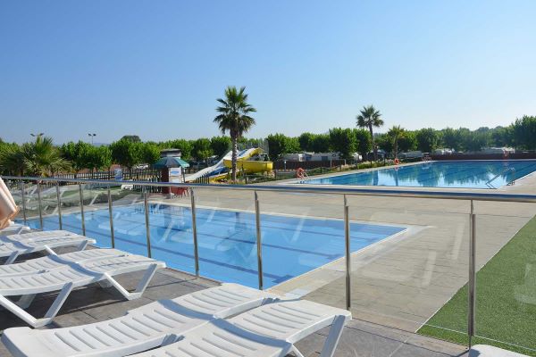 Camping - Resort Els Pins, Malgrat de Mar (Barcelona)