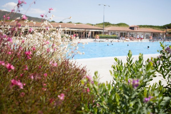 Riembau, Castell d'Aro (Girona)