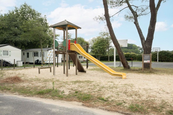 campings/francia/aquitania/landas/Albret/camping-albret-675b03b4092aa-xl.jpg