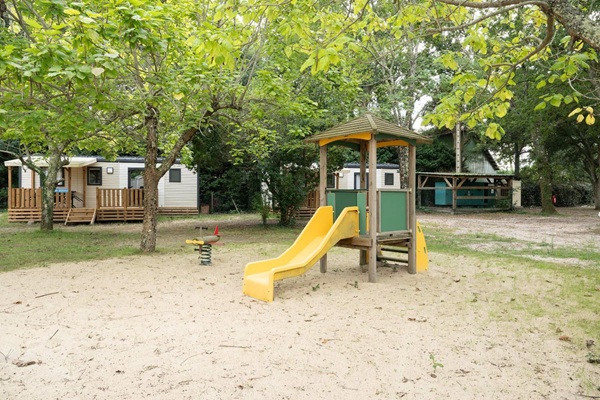 campings/francia/aquitania/landas/Albret/camping-albret-693fd60023827-xl.jpg