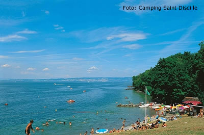 El lago Lemán, compartido con Suiza, con las…