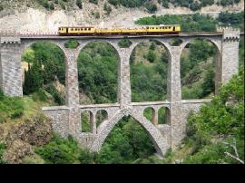 El tren amarillo